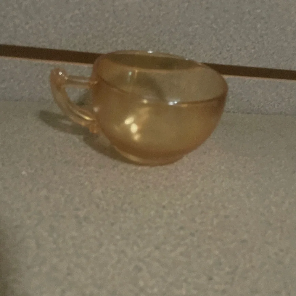 Vintage‎ MODERNE BY JEANETTE MARIGOLD Carnival Glass PUNCH or Coffee  TEA CUP